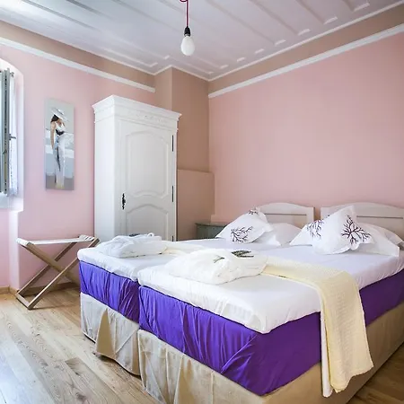 Vada Villa