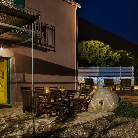 Iconic - Vada Agia Efimia